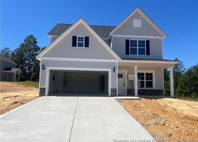 Property at 3854 Black Hills Rd, Fayetteville, NC 28311, 4 beds, 2.5 baths