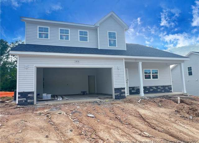 Property at 3870 Black Hills Rd, Fayetteville, NC 28311, 4 beds, 2.5 baths