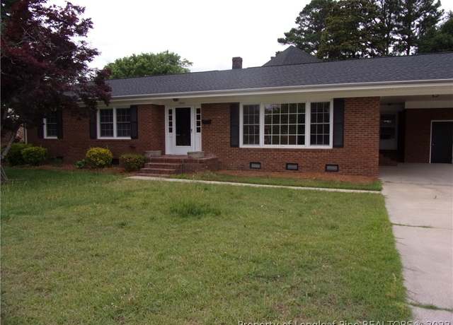 Property at 1503 Fairview St, Dunn, NC 28334, 4 beds, 2.5 baths