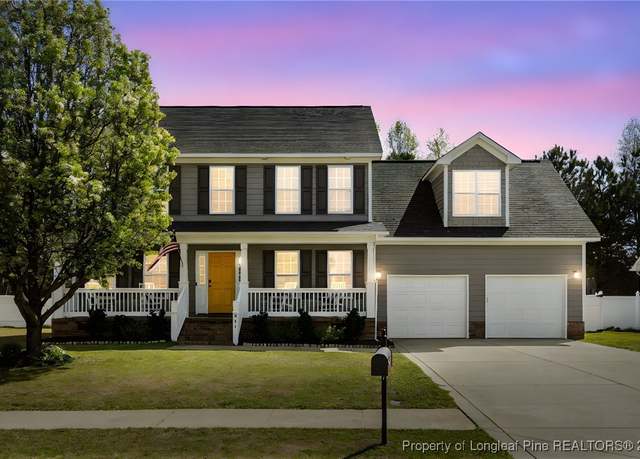 Property at 211 Thorncliff Dr, Raeford, NC 28376, 3 beds, 2.5 baths