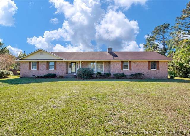Property at 912 Warwick Mill Rd, Lumberton, NC 28358, 3 beds, 2 baths