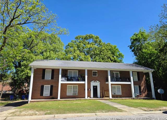 Property at 1110 W Rowan St, Fayetteville, NC 28305