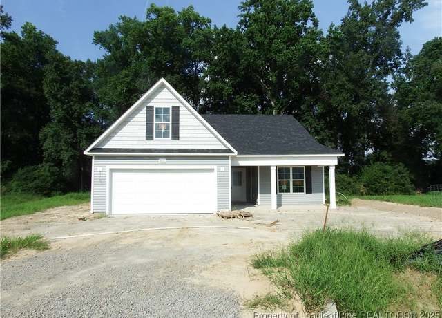 Property at 2017 Black Bear Ct, Hope Mills, NC 28348, 3 beds, 2 baths
