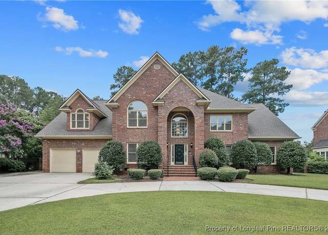 Property at 452 Kingsford Rd, Fayetteville, NC 28314, 5 beds, 5.5 baths