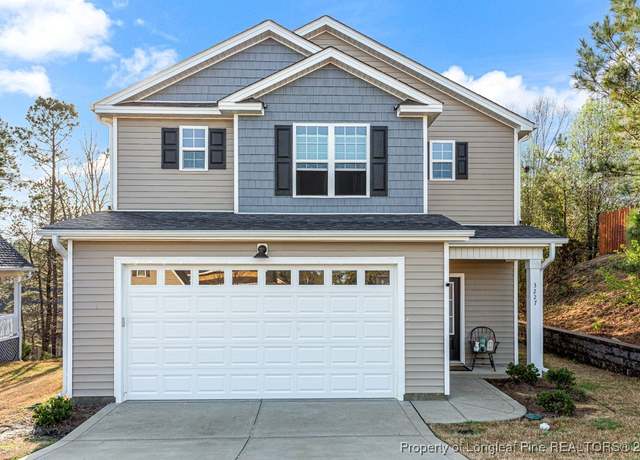 Property at 3227 Nottinghill Rd, Fayetteville, NC 28311, 4 beds, 2.5 baths
