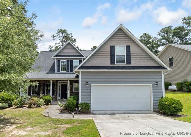 Property at 412 Sedgemoor Rd, Fayetteville, NC 28311, 4 beds, 3.5 baths