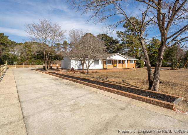 Property at 6628 Camden Rd, Fayetteville, NC 28306, 3 beds, 3.5 baths