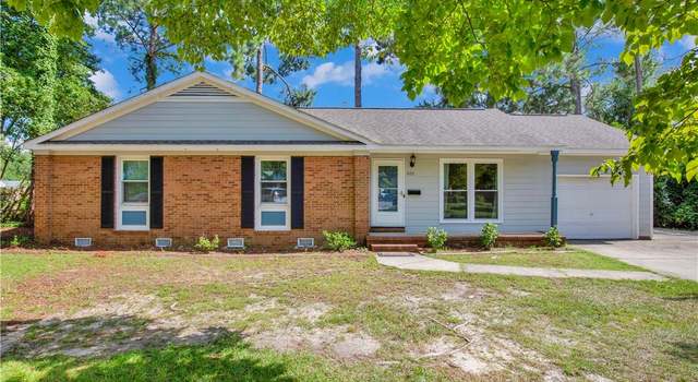Photo of 511 Shoreline Dr, Fayetteville, NC 28311