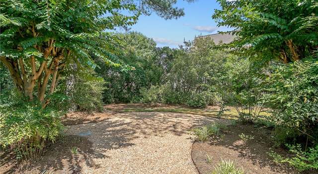 Photo of 7058 Pitcairn Dr, Fayetteville, NC 28306