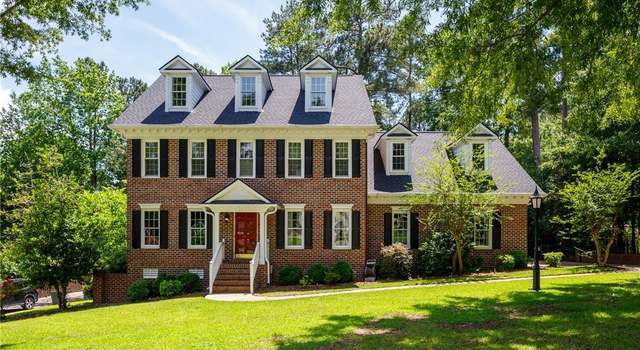 Photo of 6052 Iverleigh Cir, Fayetteville, NC 28311