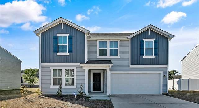 Photo of 299 Hallow Oak St, Spring Lake, NC 28390