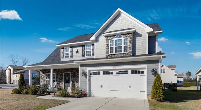 Photo of 1605 Cape Point Dr, Fayetteville, NC 28312