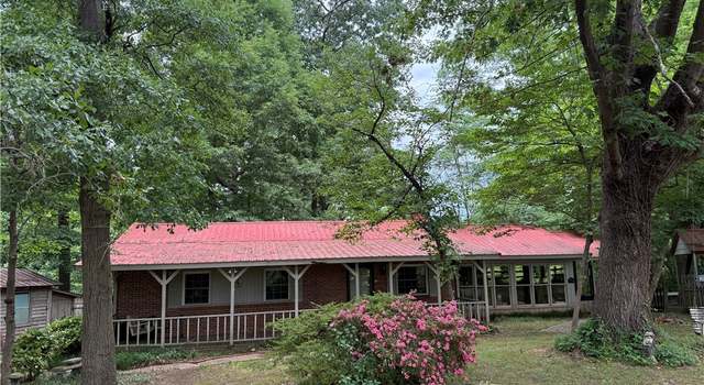 Photo of 467 Deep River Rd, Sanford, NC 27330