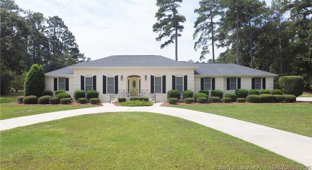 Photo of 305 Glasgow Dr, Lumberton, NC 28358