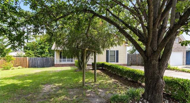 Photo of 3820 Crusader Dr, Hope Mills, NC 28348