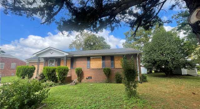 Photo of 605 Mcinnis St, Pembroke, NC 28372