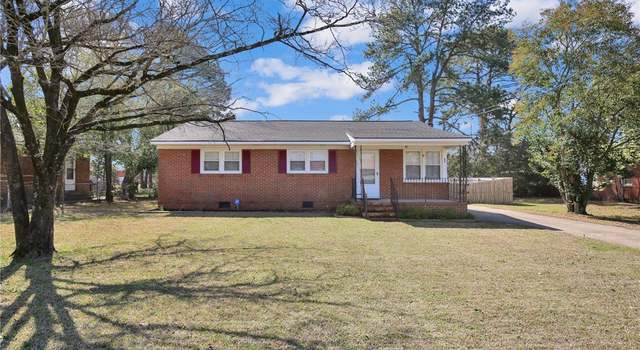 Photo of 4937 Cottonwood Dr, Fayetteville, NC 28304