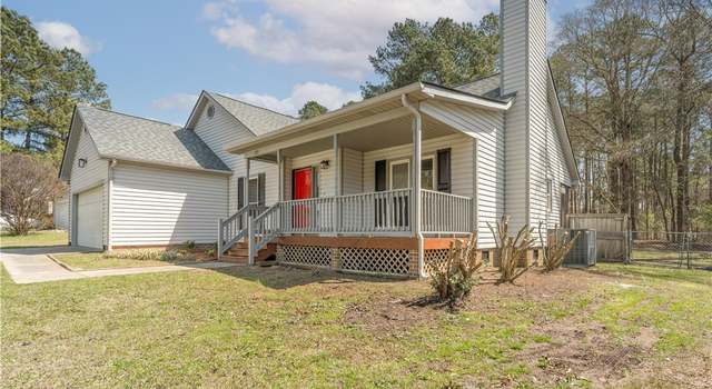 Photo of 131 Windsor Ln, Raeford, NC 28376
