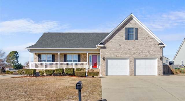 Photo of 3912 Bensley Ct, Hope Mills, NC 28348