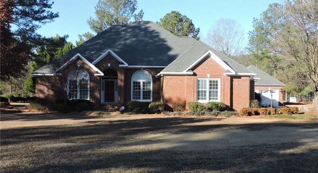 Photo of 3231 Fairgrove Ct, Eastover, NC 28312