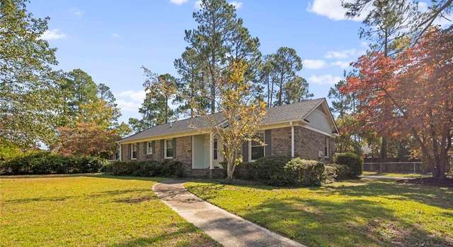 Photo of 501 Chesapeake Pl, Fayetteville, NC 28311