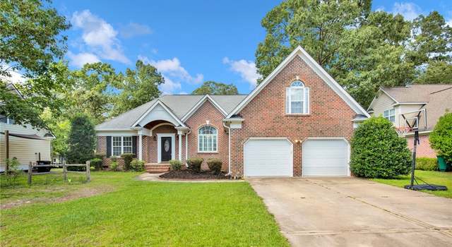 Photo of 1199 Hunters Trl, Hope Mills, NC 28348