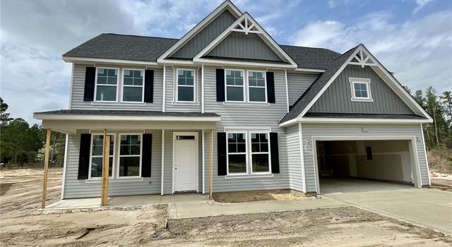 Photo of 305 Pinnacle Ct, Raeford, NC 28376