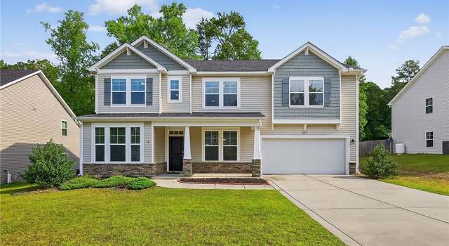 Photo of 407 Birch Ave, Spring Lake, NC 28390