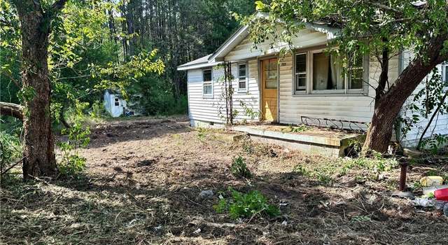 Photo of 725 Barnes Dr, Spring Lake, NC 28390