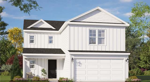Photo of 5811 Panther Dr, Hope Mills, NC 28348