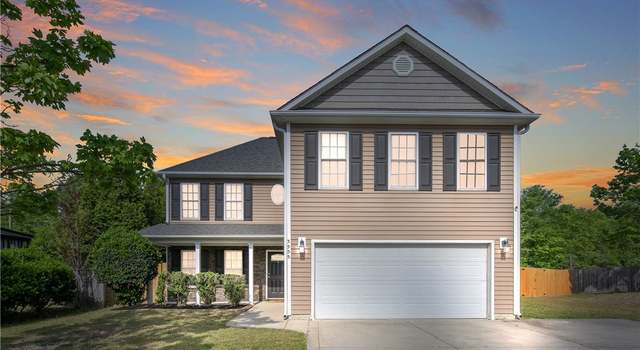 Photo of 3555 S Peak Dr, Fayetteville, NC 28306