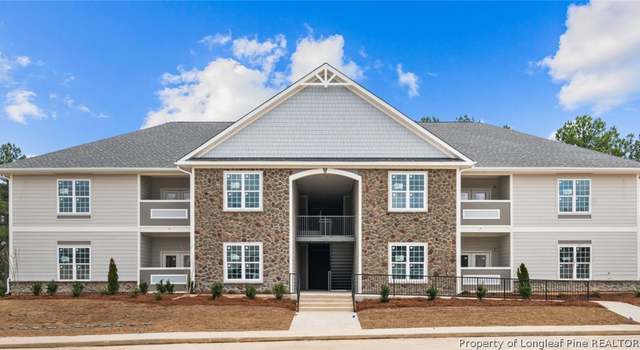Photo of 260 Gallery Dr #202, Spring Lake, NC 28390
