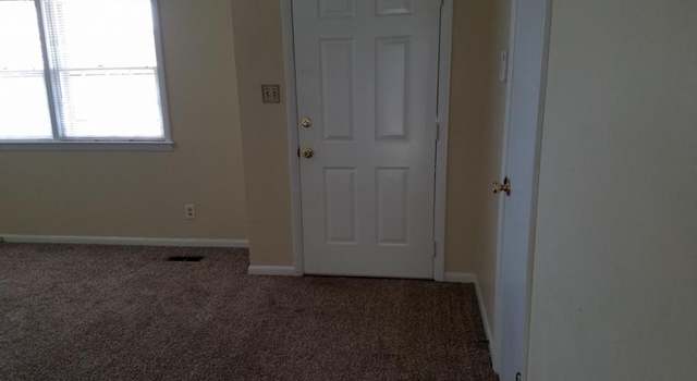 Photo of 481 Warmsprings Dr, Fayetteville, NC 28303