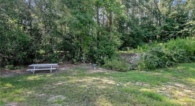 Photo of 409 Nottingham Dr, Fayetteville, NC 28311