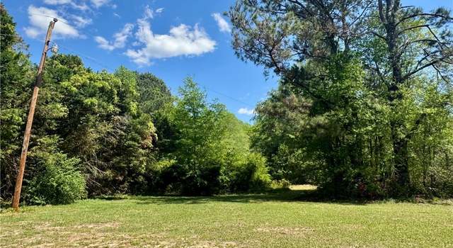 Photo of 407 Leggett Rd, Fairmont, NC 28340
