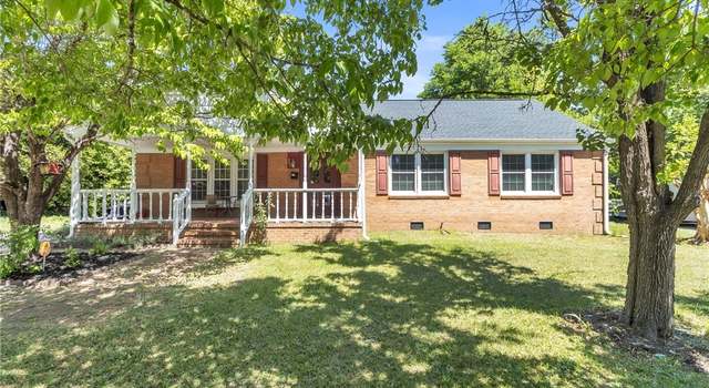 Photo of 460 Morningside Dr, Fayetteville, NC 28311