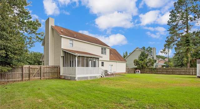 Photo of 1968 Oakview Dr, Fayetteville, NC 28304
