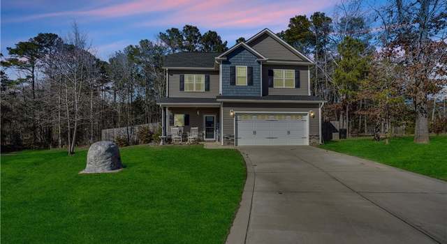 Photo of 4900 Avant Ferry Ct, Fayetteville, NC 28306