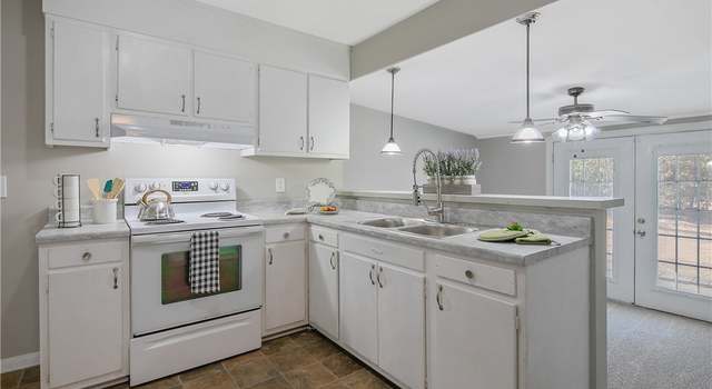 Photo of 5105 Hewitt Dr, Fayetteville, NC 28311