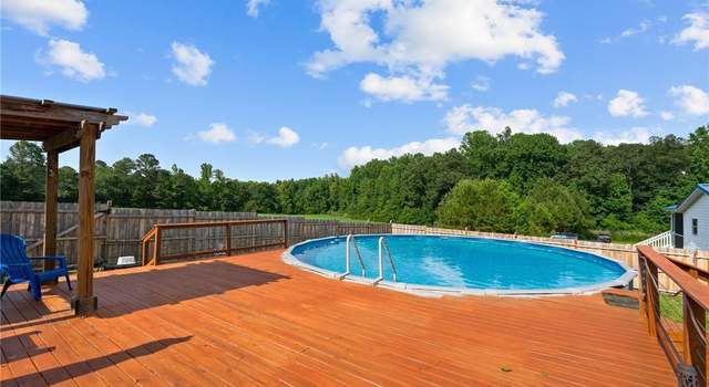 Photo of 672 Lee County Line Rd, Broadway, NC 27505