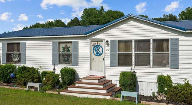 Photo of 672 Lee County Line Rd, Broadway, NC 27505