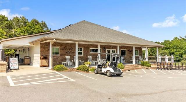 Photo of 412 Sedgemoor Rd, Fayetteville, NC 28311