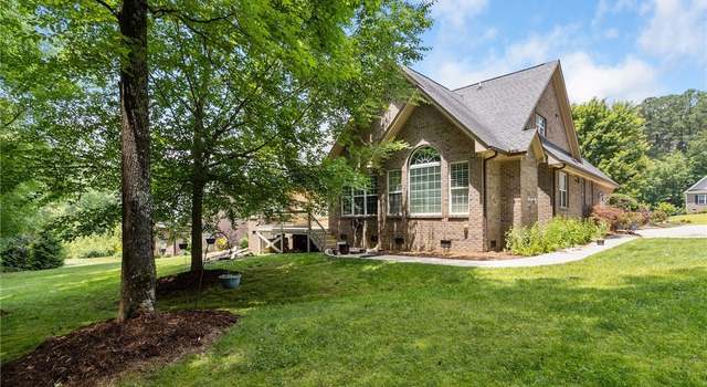 Photo of 3027 Carrington Ln, Sanford, NC 27330