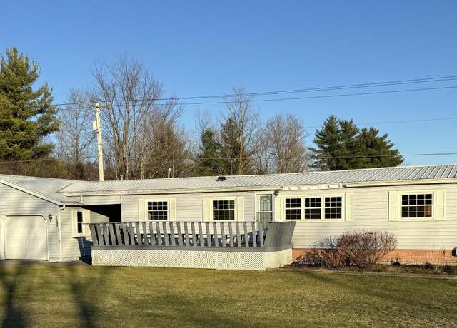 Property at 1692 Ridge Rd, Champlain, NY 12919, 3 beds, 1.5 baths