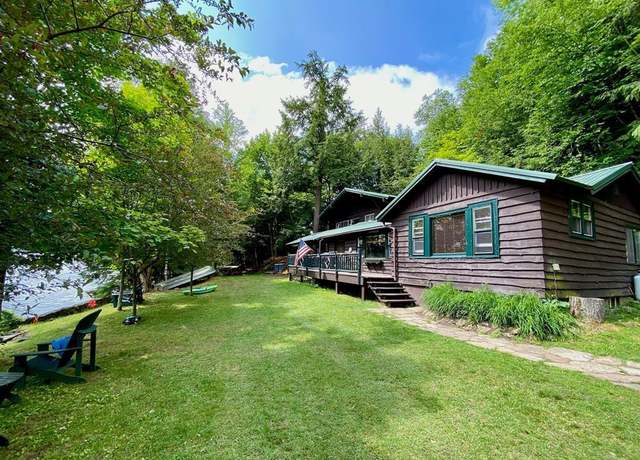 Property at 10 Harbor Hl, Saranac Lake, NY 12983, 4 beds, 3 baths