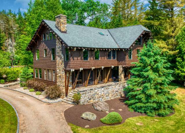 Property at 32 Cobble Hill Rd, Lake Placid, NY 12946, 7 beds, 4 baths