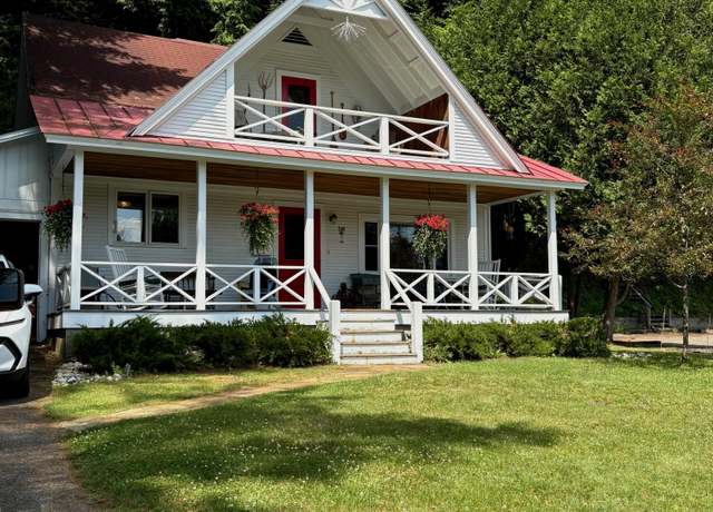 Property at 138 Kiwassa Rd Rd, Saranac Lake, NY 12983, 3 beds, 2 baths