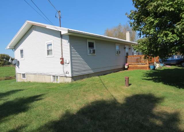 Property at 123 Meridian Rd, Champlain, NY 12919, 3 beds, 1 bath