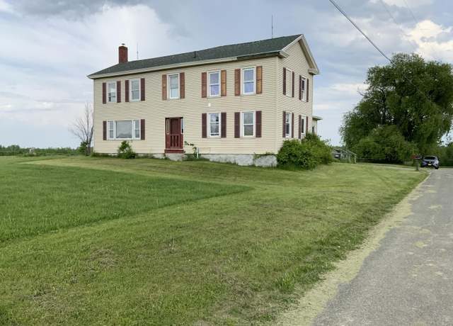 Property at 28 Jewel Rock Rd, Keeseville, NY 12944, 5 beds, 3 baths