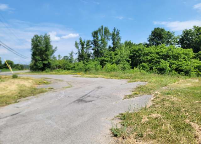 Property at 586 Ny-22b, Peru, NY 12972